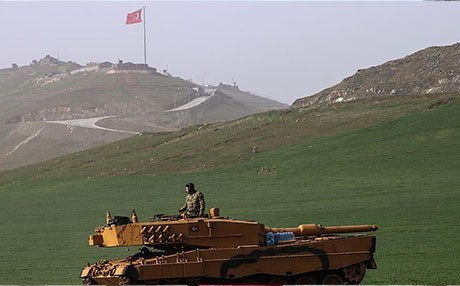 YPG Azez'de saldırdı: 1 yüzbaşı hayatını kaybetti, 1 binbaşı ağır yaralı