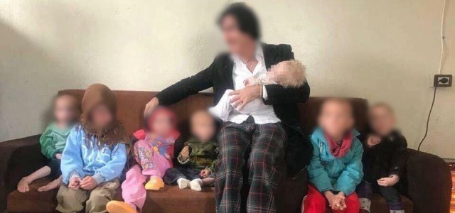 Ebeveyinleri IŞİD’li 7 İsveçli çocuk yetkililere iade edildi