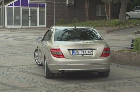 لە ئەڵمانیا بەبێ بوونی بیمە رێگە بە هاتووچۆی ئۆتۆمبێل نادرێت