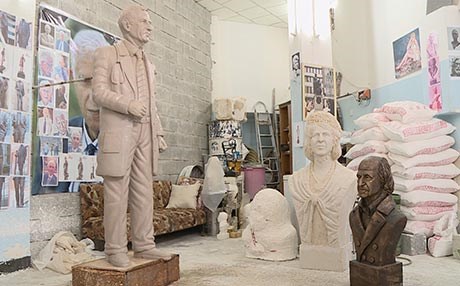 پەیکەر بۆ پرۆفیسۆر د. جەمال نەبەز و د. جەمال ئەحمەد دروستدەکرێت