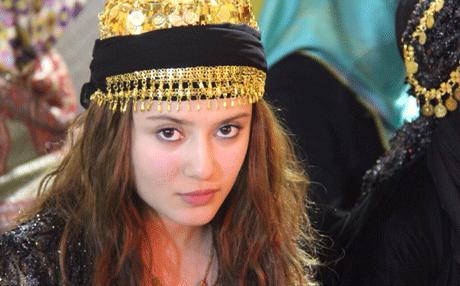 كەژێ هاوتا: تەمەنی من هی ئەوە نییە گۆرانی ئەڤینی بڵێم