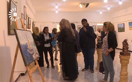 Rakka kapılarını sanata açtı