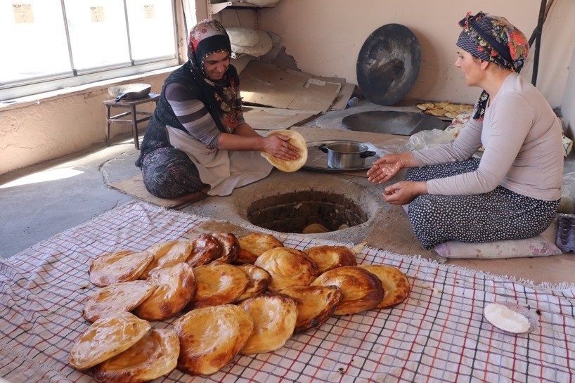 FOTO – Sahur sofralarının vazgeçilmezi tandır ketesi