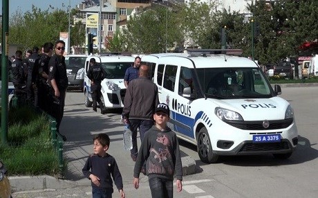 Erzurum’da taksici, meslektaşını öldürdü