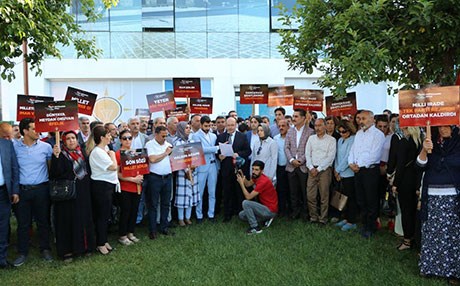 Diyarbakır’da 1960 darbesi protesto edildi