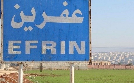 Polîsên serbazî li Efrînê malên welatiyan talan dikin