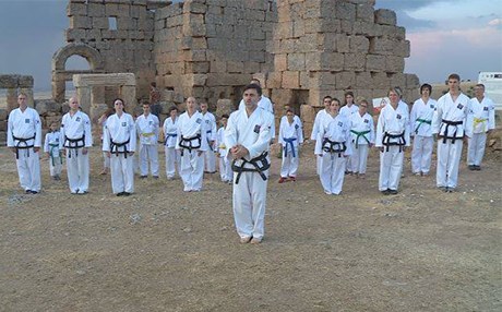 Diyarbakır’da bulunan Zerzevan Kalesinde tekvando antremanı