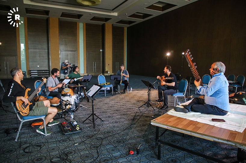 Amadekariyên Konserta Bajarên Nêrgiz li Hewlêrê