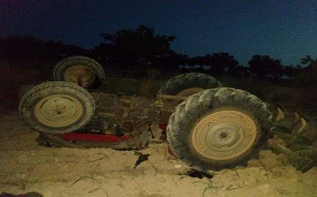 Traktörün altında kalan sürücü hayatını kaybetti