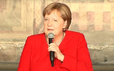 Civaka Kurdî bersiv da Merkel: Ne erkê hikûmeta te ye serxwebûna Kurdistanê red bike