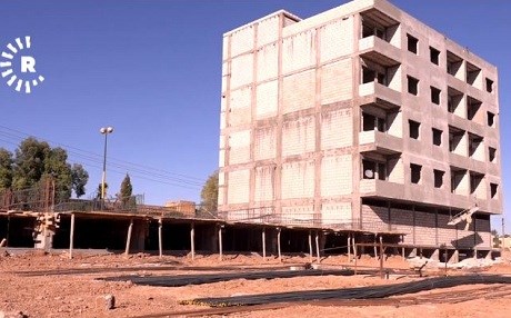 Li Rojavayê Kurdistanê kirîn û firotina xaniyan sekiniye