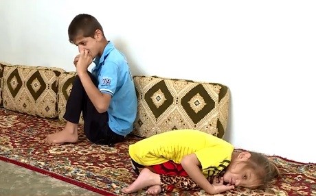 Li Amûdê malbatek ji bo zarokên xwe yên astengdar li benda alîkariyê ye