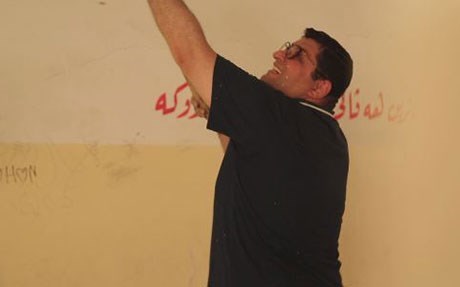 Hêvîdar Ehmed bi mûçe û keda xwe dibistanek nûjen kir