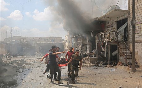 İdlib'te şiddetli hava saldırıları: 6 sivil öldü