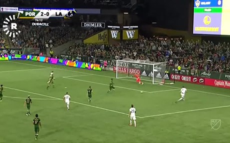 ڤیدیۆ؛ یانه‌كه‌ی زڵاتان ئیبراهیمۆڤیچ دۆڕا