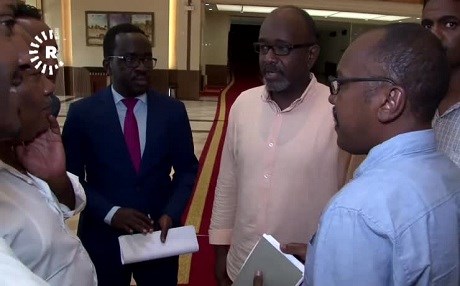 Encûmena Leşkerî ya Sûdanê û Opozisyonê li ser danezana destûrê lihev kirin