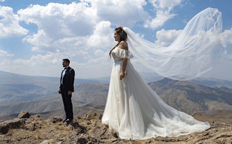 IĞDIR – Nikah töreni için dağın zirvesini seçtiler