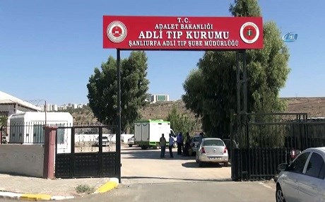 Urfa’da boş arazide erkek cesedi bulundu