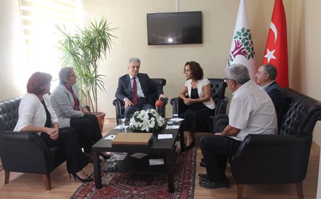 Siyasi partilerden HDP’ye bayram ziyareti