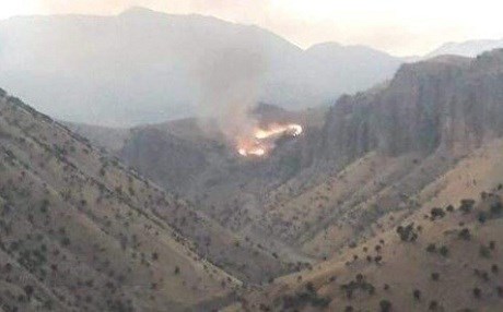 Balafirên Tirkiyê quntara çiyayê Qendîlê bombebaran kirin