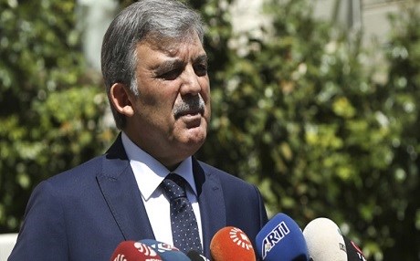 Abdullah Gül: Demokrasimiz için doğru olmamıştır
