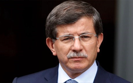 Ahmet Davutoglu li dijî biryara dûrxistina şaredarên Amed, Wan û Mêrdînê derket