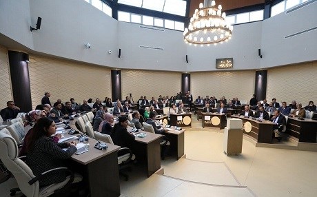 Qeyûmê Wanê meclîsa şaredariyê hilweşand