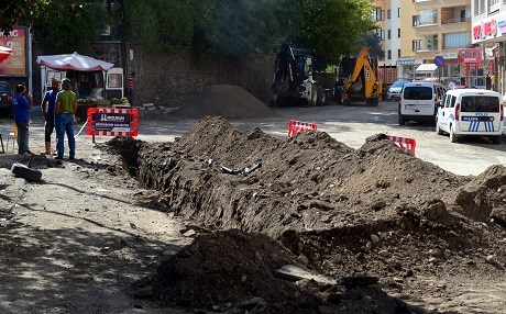 Erzurum'da altyapı çalışmalarında insan kemikleri bulundu