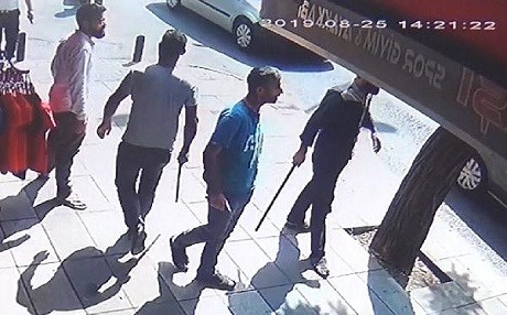 Antep’te kılıç, pala, bıçaklı kavga: Ölü ve yaralılar var