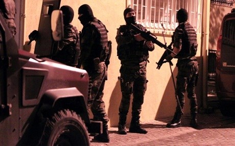 Li Îzmîr û Muglayê operasyon: 21 kes hatin desteserkirin