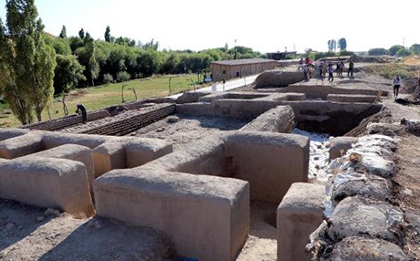 Van'da Urartu köyü gün yüzüne çıktı