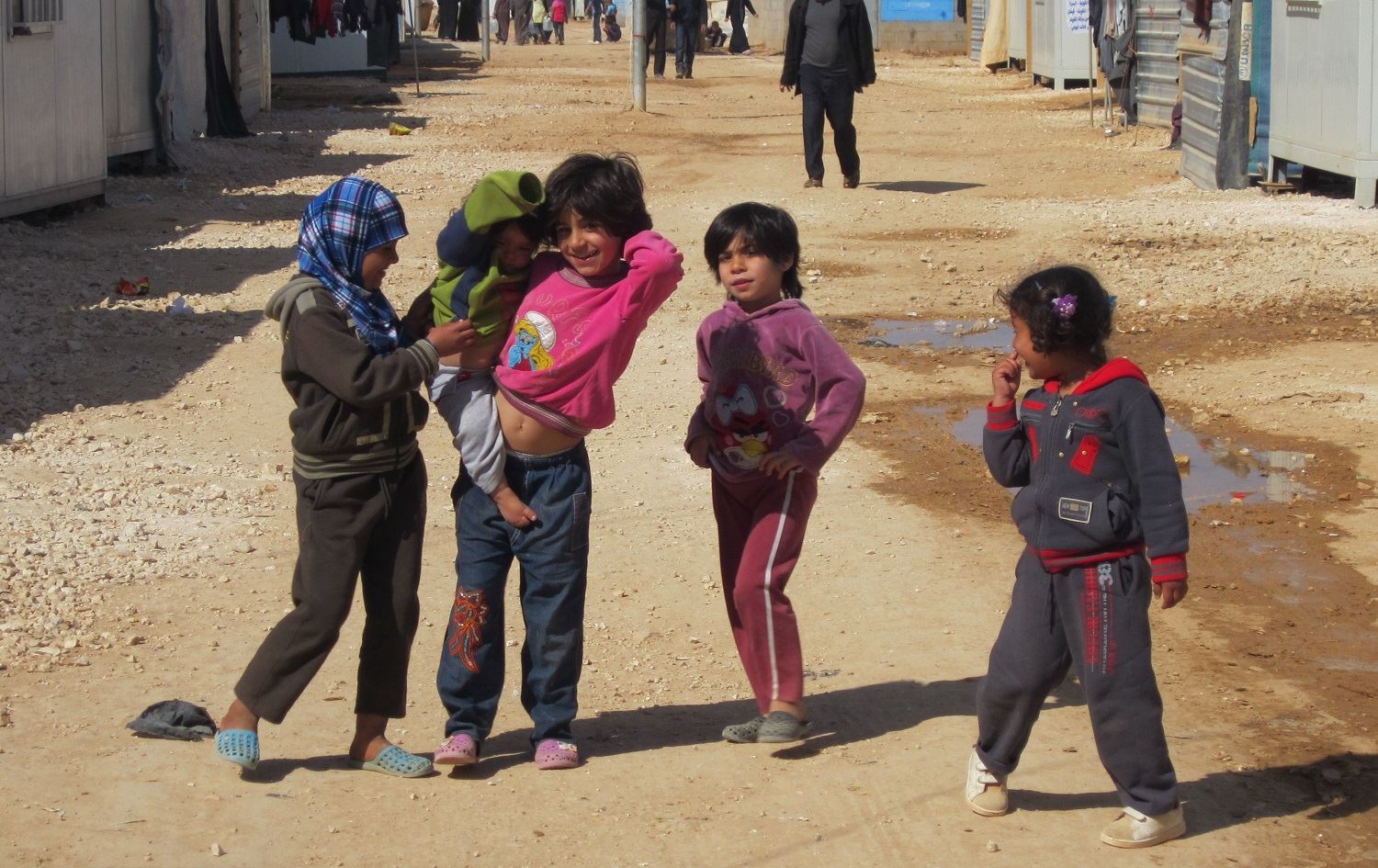 Lubnan penaberên Sûrî bi zorê der dike