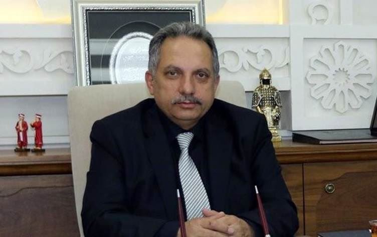 Sekreterê Qeyûm: Min bi keyf karmend ji kar dûrxistin