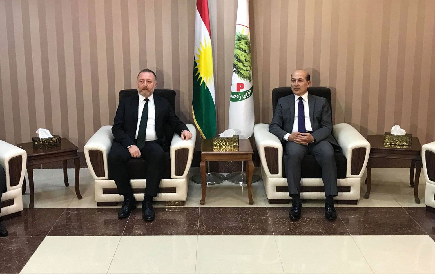 HDP heyeti Emekçiler Partisi ile görüştü