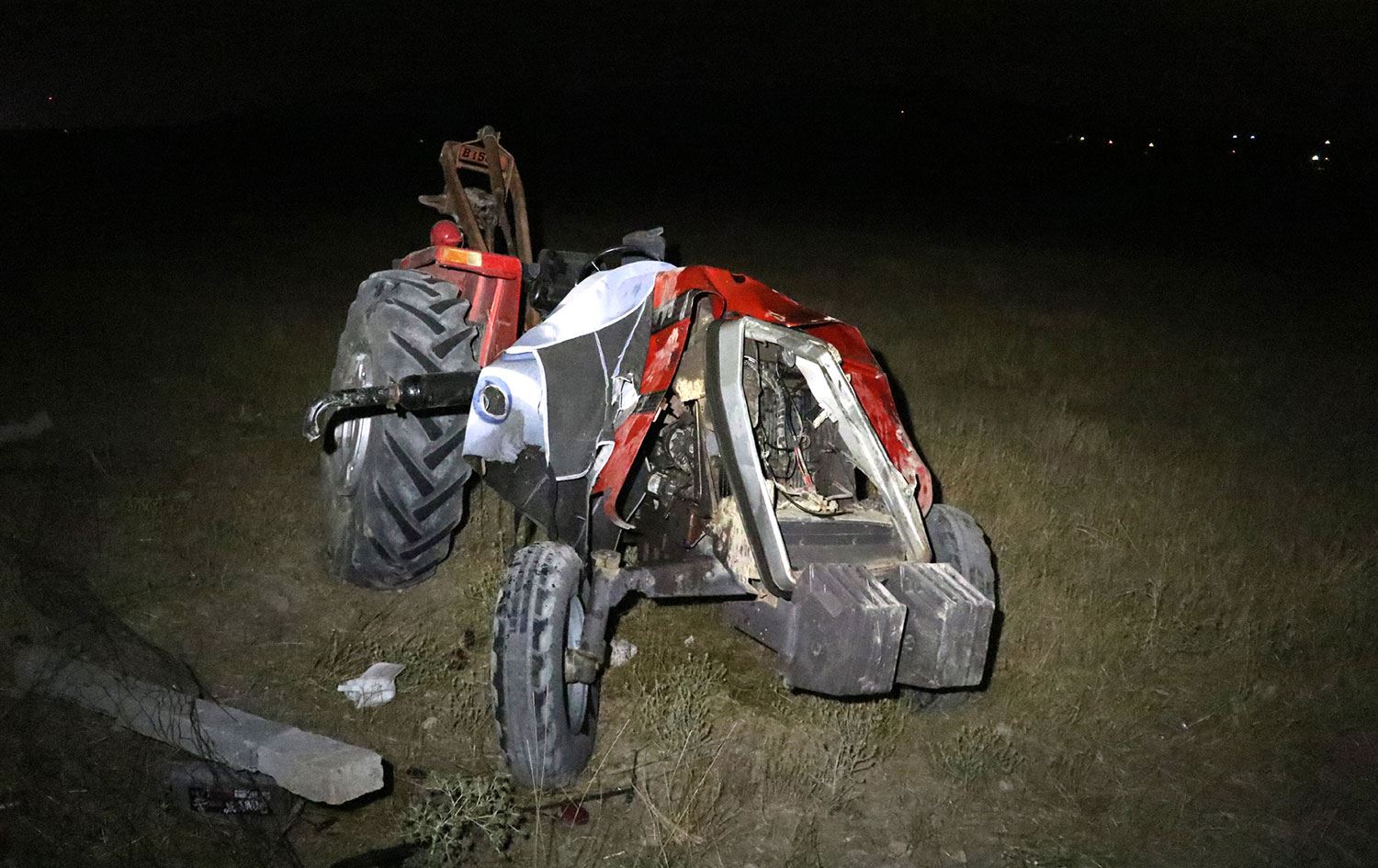 Elazığ’da traktör ile pikap çarpıştı: 3 yaralı