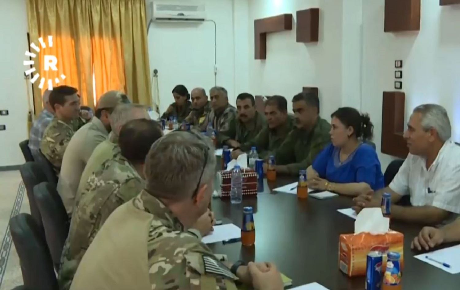 Gerên hevbeş ên Amerîkî û Encûmena Leşkerî ya Girê Spî destpê dikin