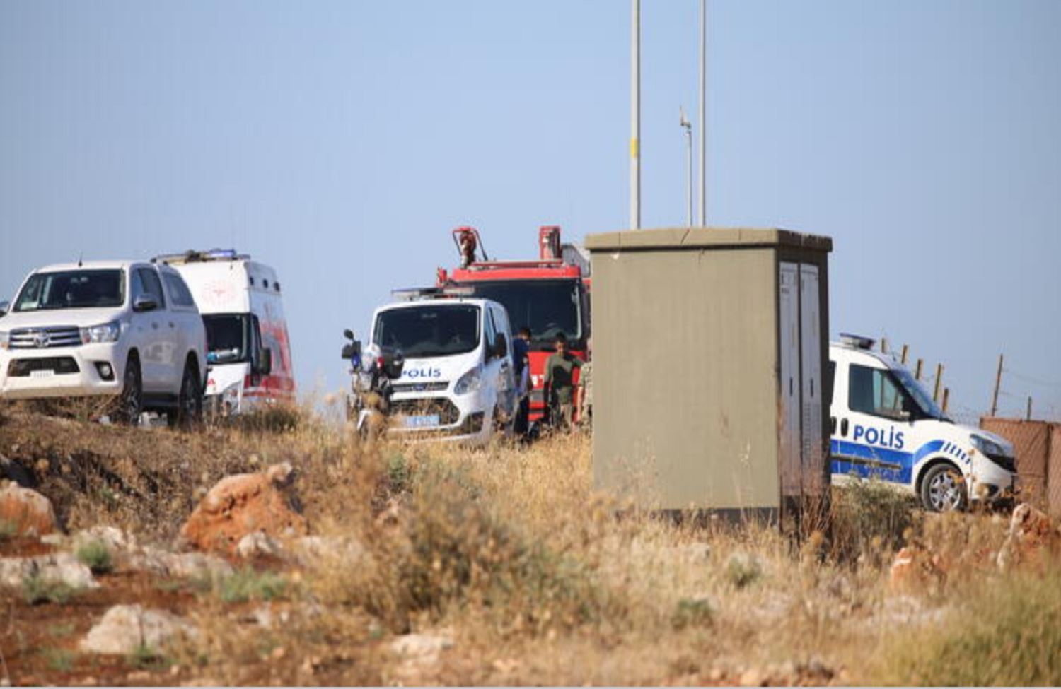 Li Hatayê wesayîta leşkerî wergeriya: 6 kesan canê xwe ji dest dan
