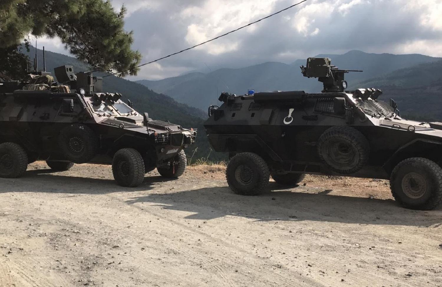 Askeri araç devrildi: 2 uzman çavuş hayatını kaybetti