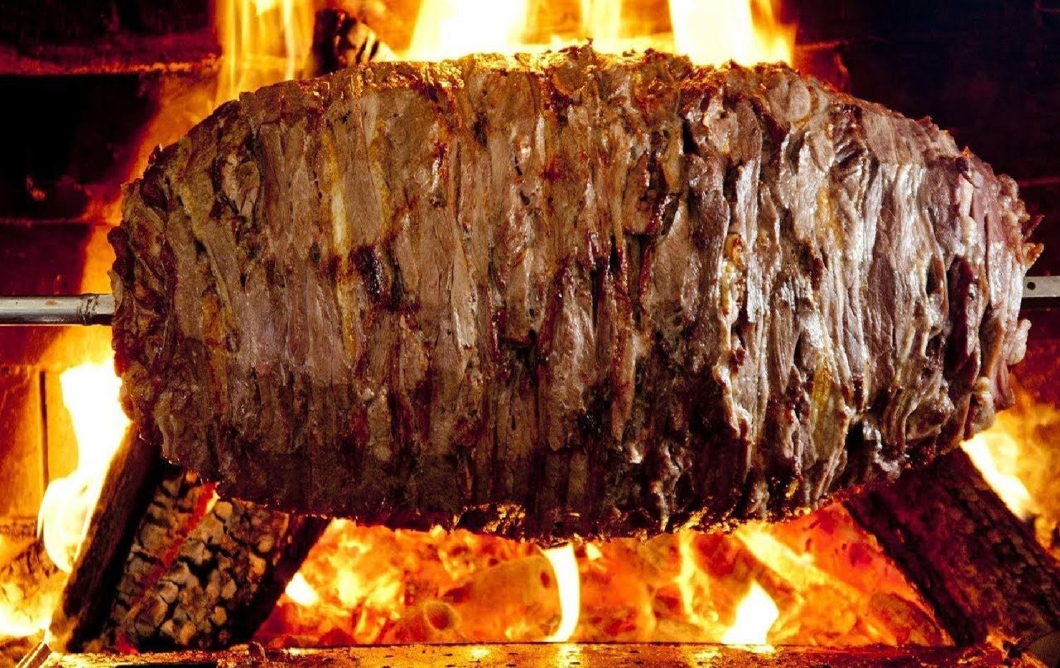 Xelkê Erzeromê hewl didi girîngî bi berhemên wan were dayîn