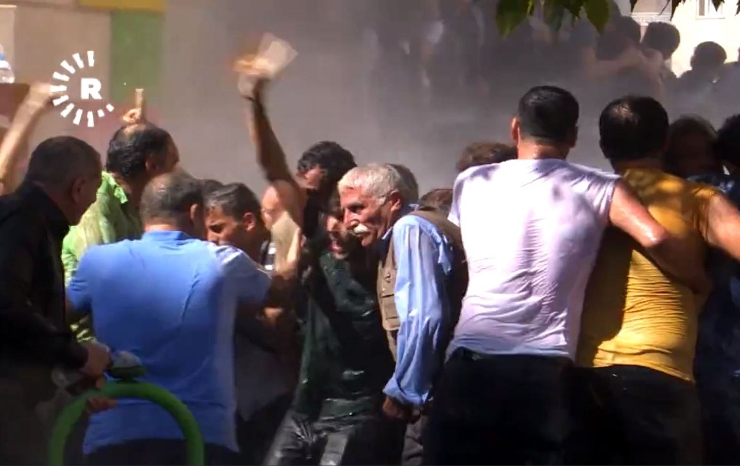 Li Tirkiyê bi dehan kes ji ber parvekirinên medyaya civakî hatine desteserkirin