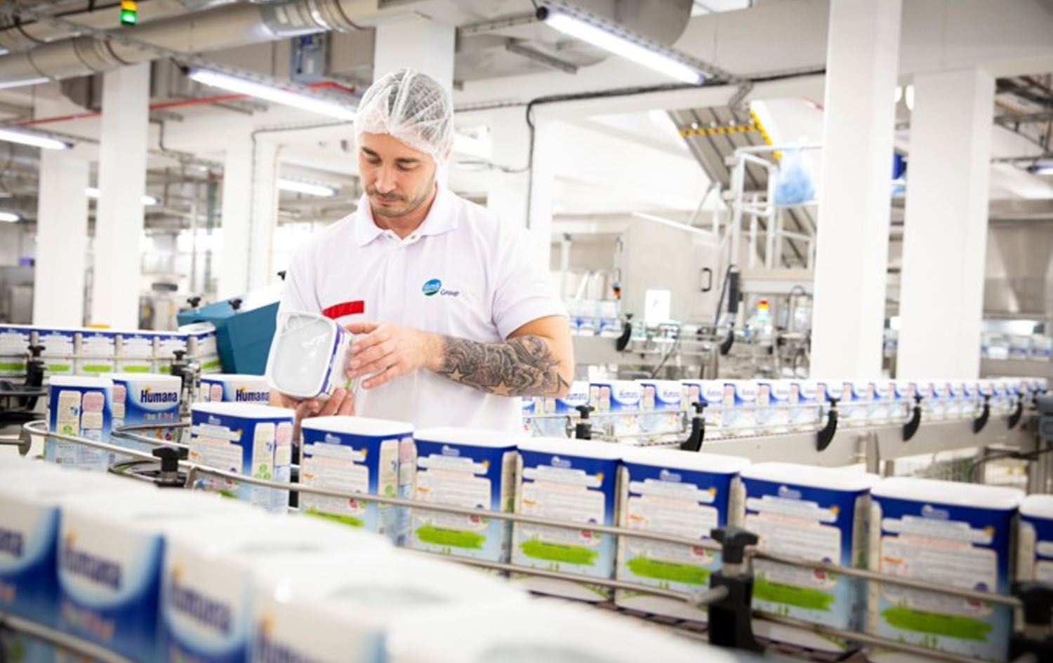 کۆمپانیای DMKی ئەڵمانی بۆ شیر رایدەگەیێنێت شیرەکانیان بە بەکتریا ژەهراویبوون