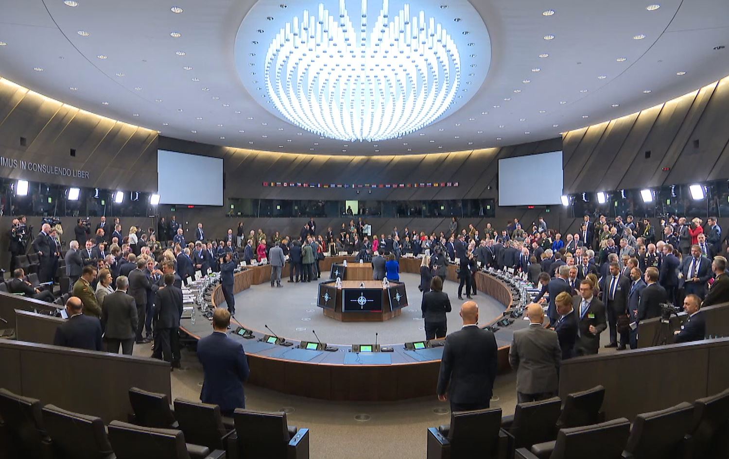 لە کۆبوونەوەی ناتۆ پێشوازی لە پێشنیازەکەی ئەڵمانیا لەبارەی ناوچەی ئارام کرا