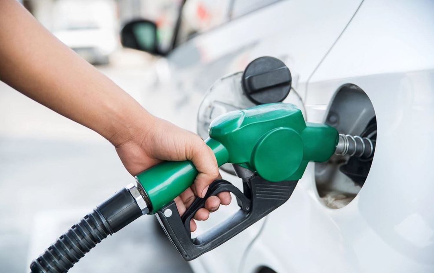 نرخی بەنزین لە پارێزگای سلێمانی دادەبەزێت