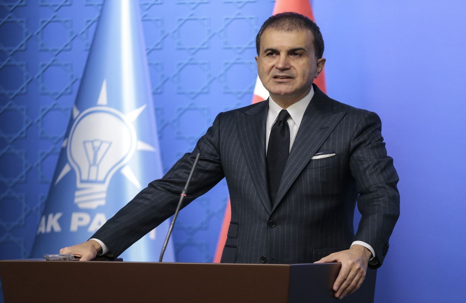 Çelik: ABD uçakları Fırat Kalkanı Harekat bölgesinden uçuş yaptı