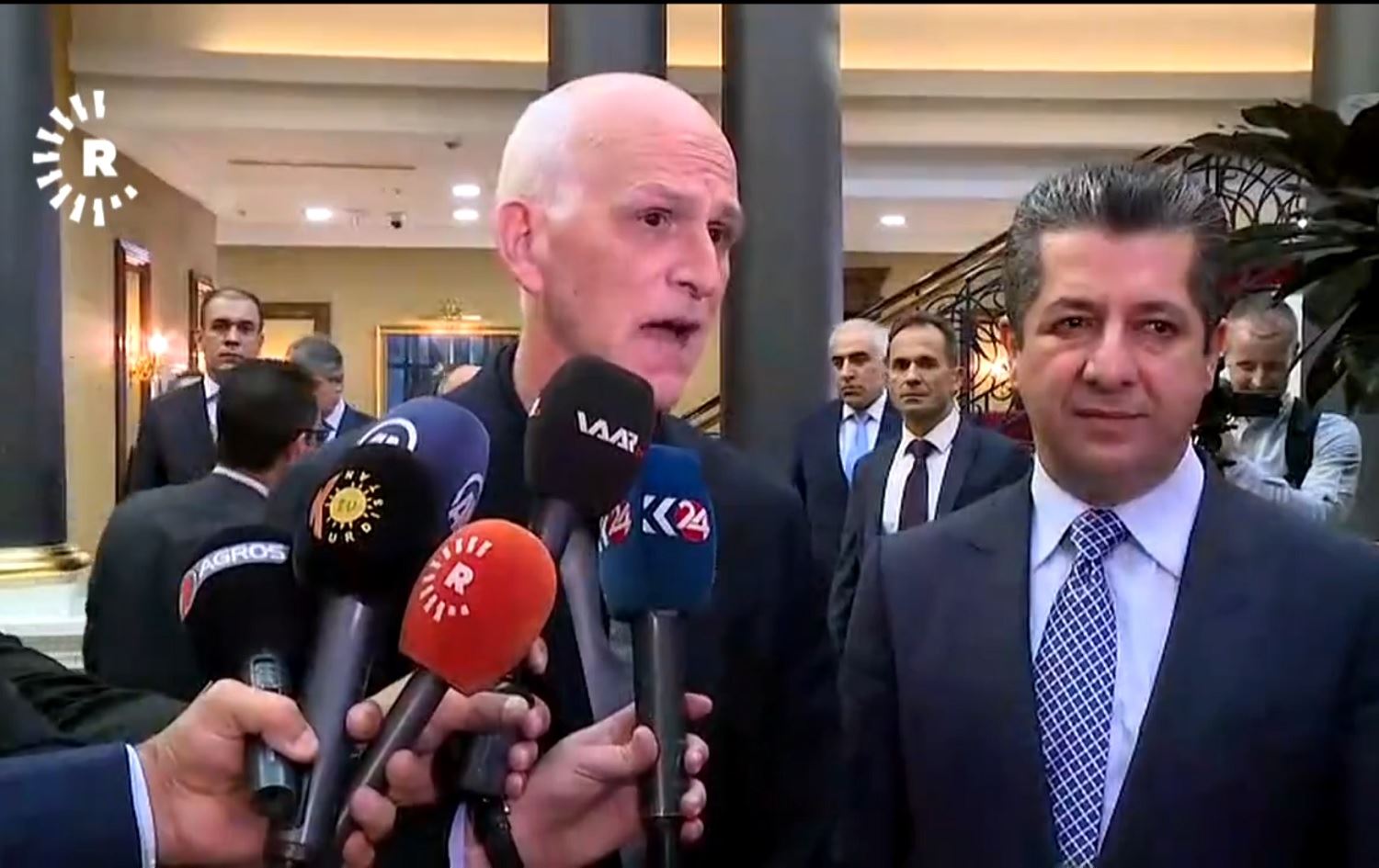 Kongrêsmanê Amerîkî: Divê em hewl bidin di Sûriya nû da cihê Kurdan hebe