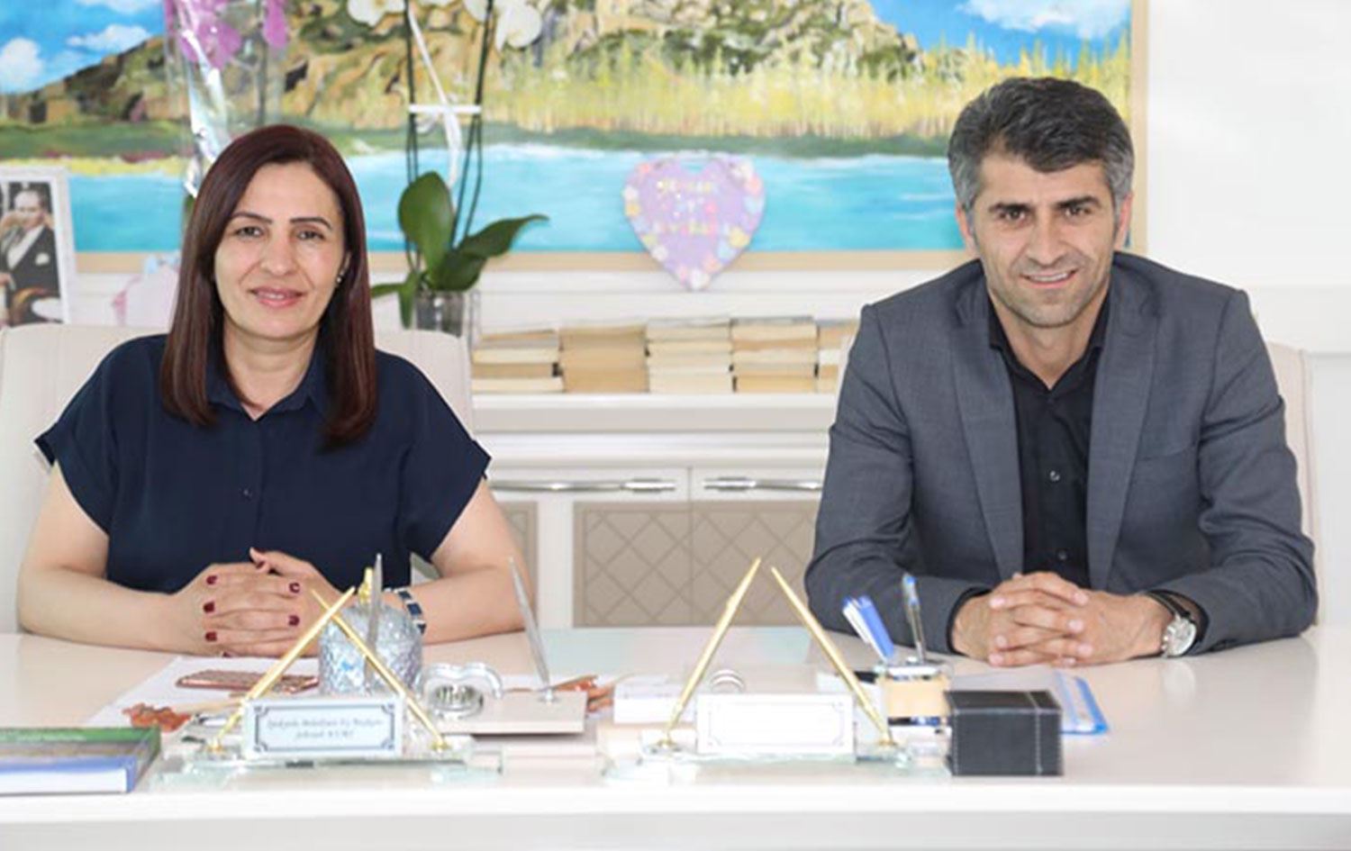 İpekyolu Belediye Eş Başkanları gözaltına alındı