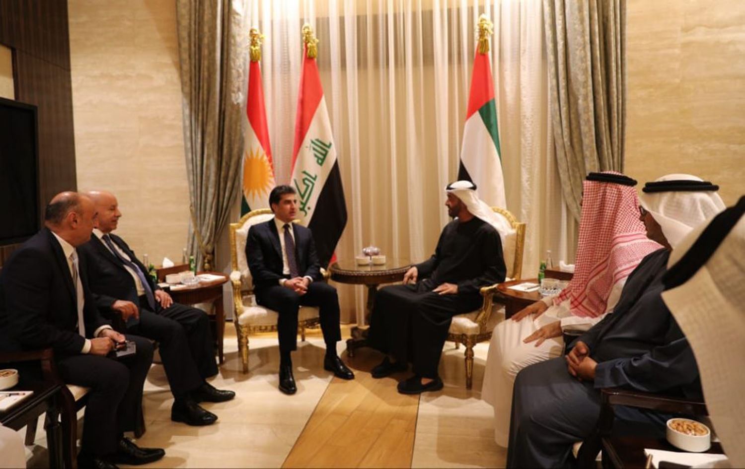 Başkan Neçirvan Barzani, Abu Dabi veliaht prensi Muhammed bin Zayid ile bir araya geldi