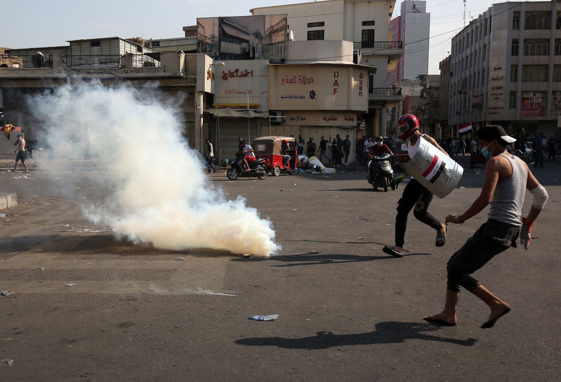 ‘Bağdat'taki bazı restoranlarda el yapımı patlayıcı üretiliyor’