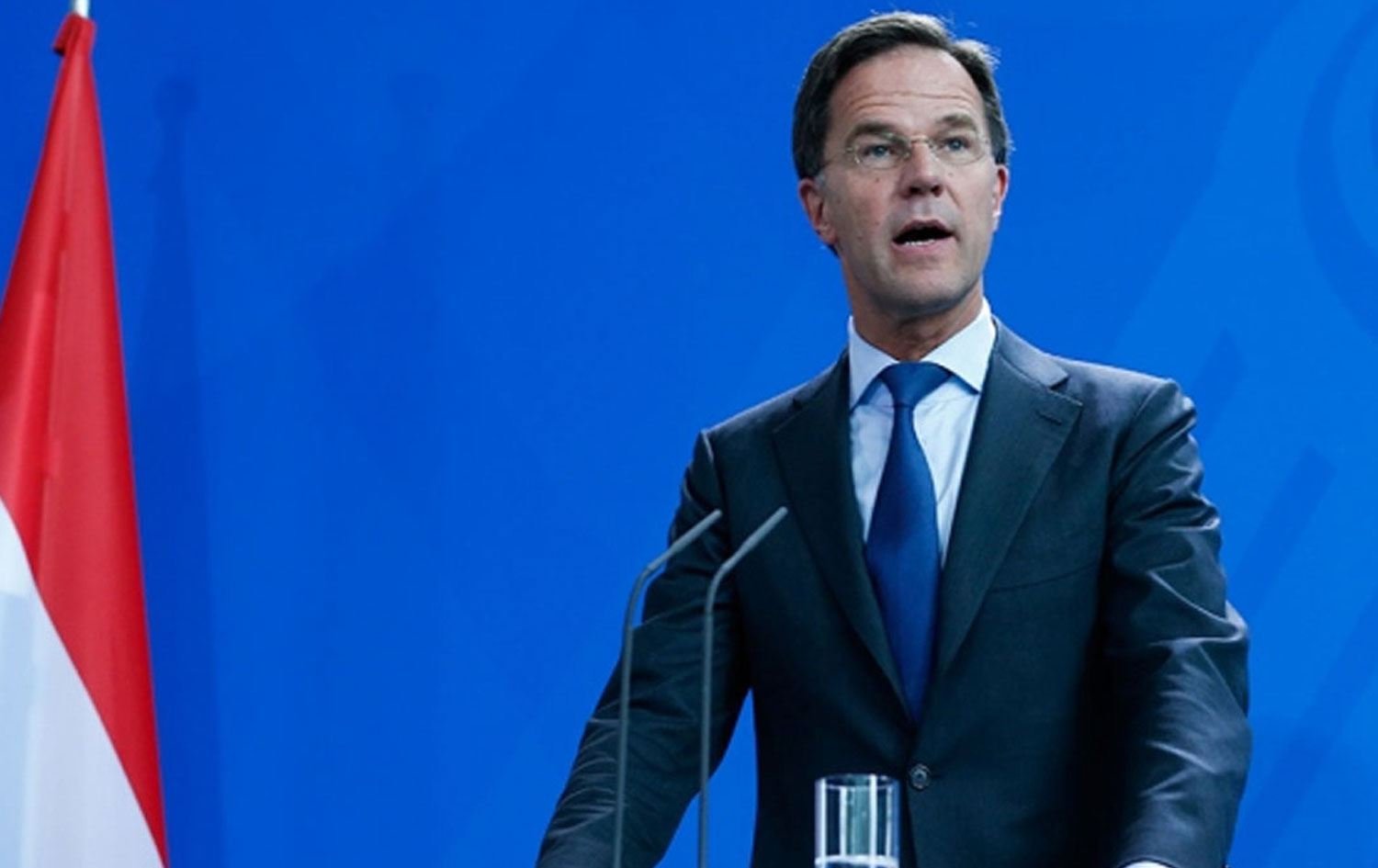 Hollanda Başbakanı: IŞİD'lileri mecbur almak zorundayız