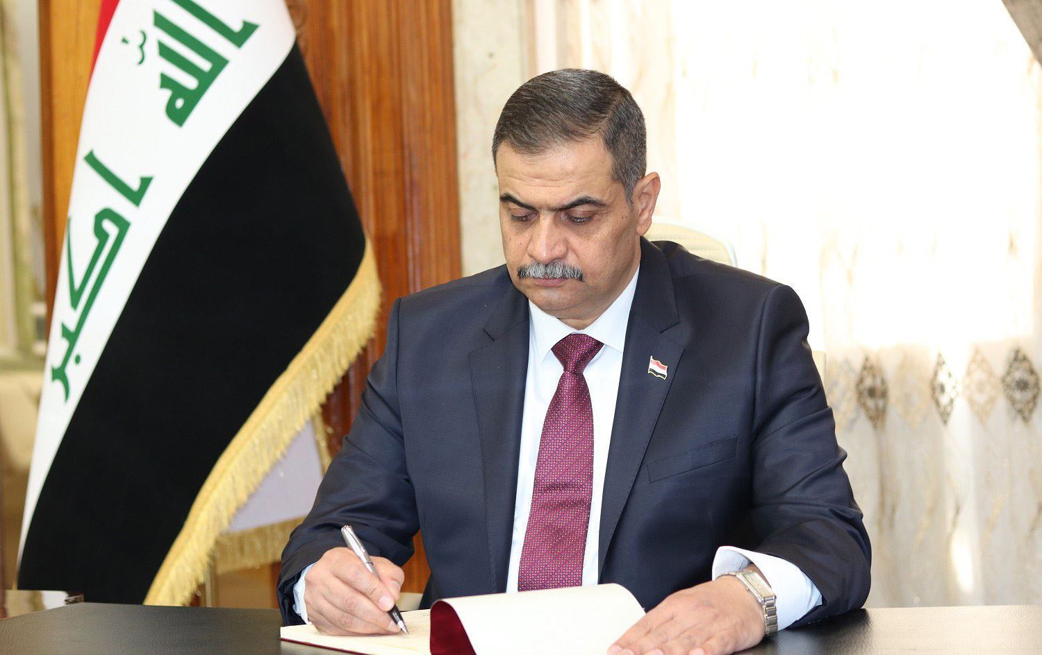 Irak Savunma Bakanı hakkında inceleme başlatıldı